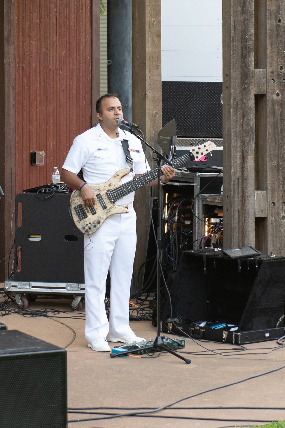 Navy Band Cruisers Rock Band perform at Vienna Town Green