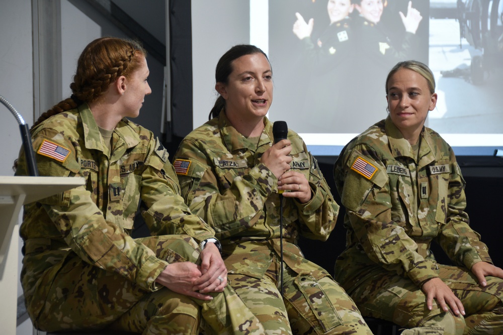 Wisconsin Guard members seek to elevate women in aviation