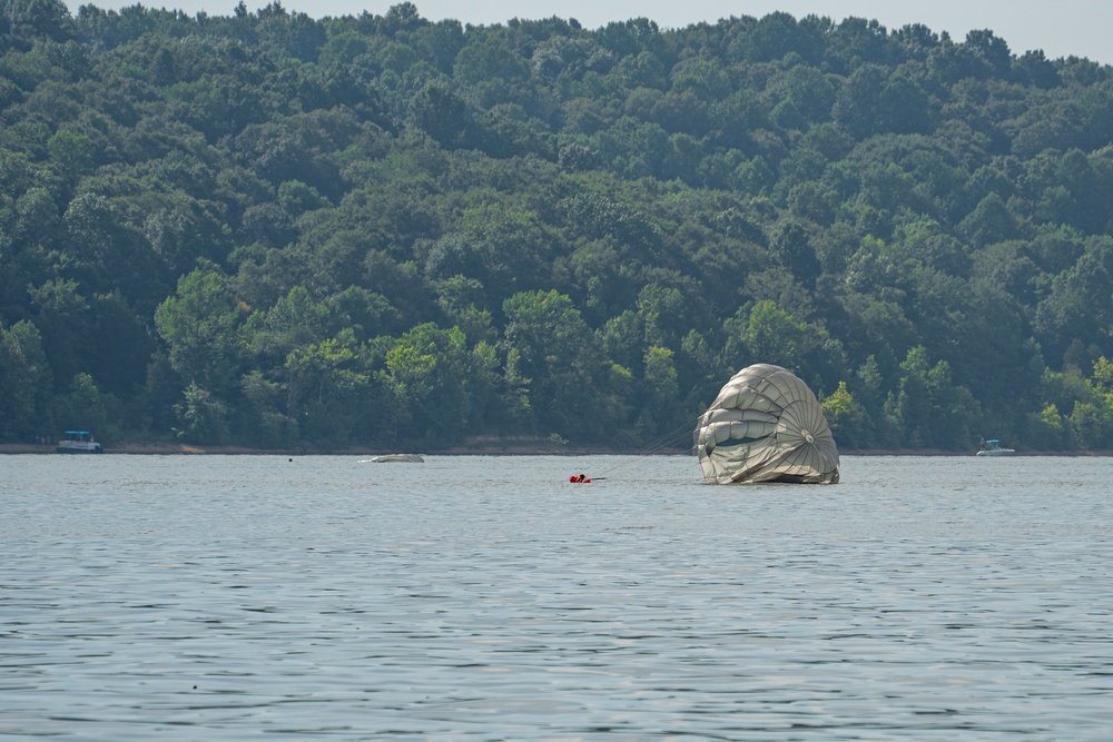 Green River Lake becomes temporary 'drop zone' for Kentucky National Guard