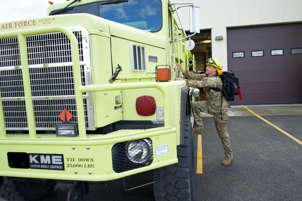 Alaska National Guardsmen assist with Interior Alaska wildfires