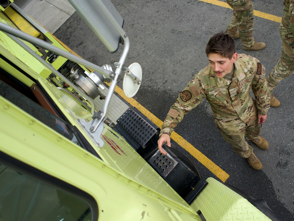 Alaska National Guardsmen assist with Interior Alaska wildfires