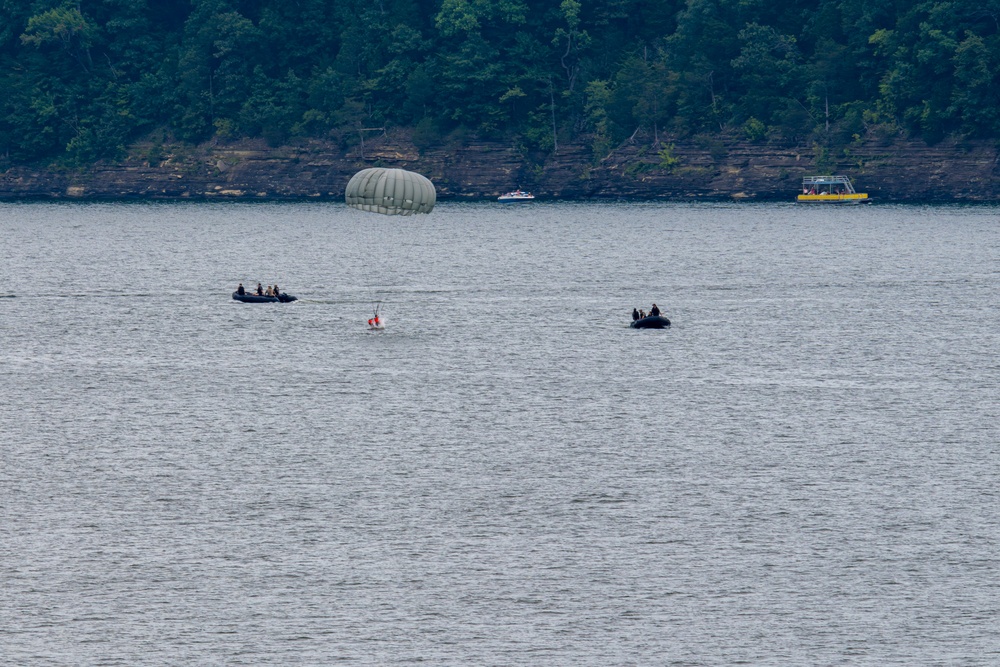 Green River Lake becomes temporary 'drop zone' for Kentucky National Guard