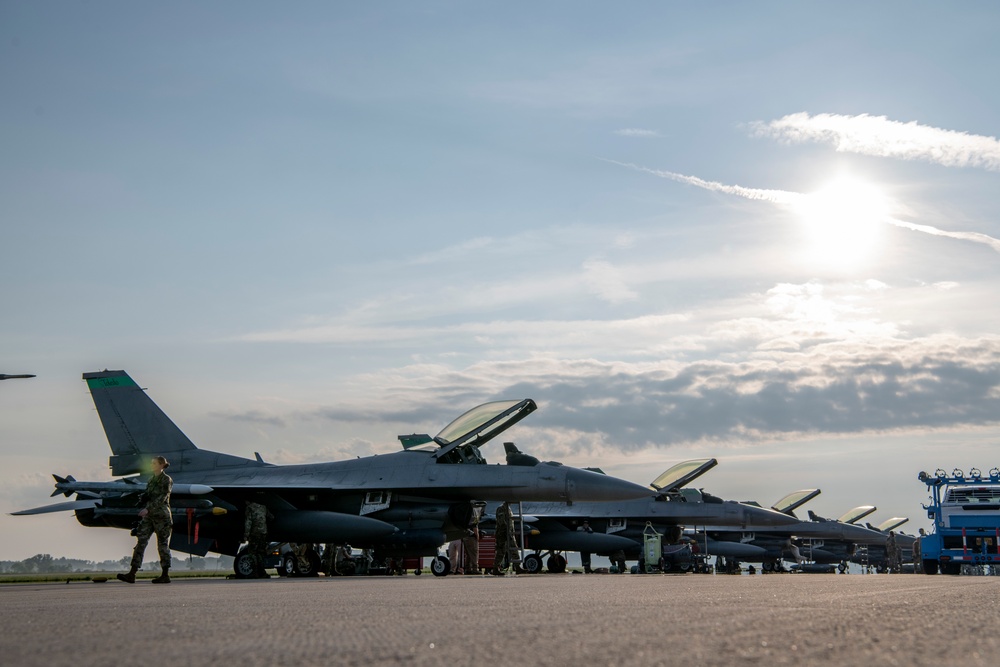 180FW Participates in Northern Lightning 23