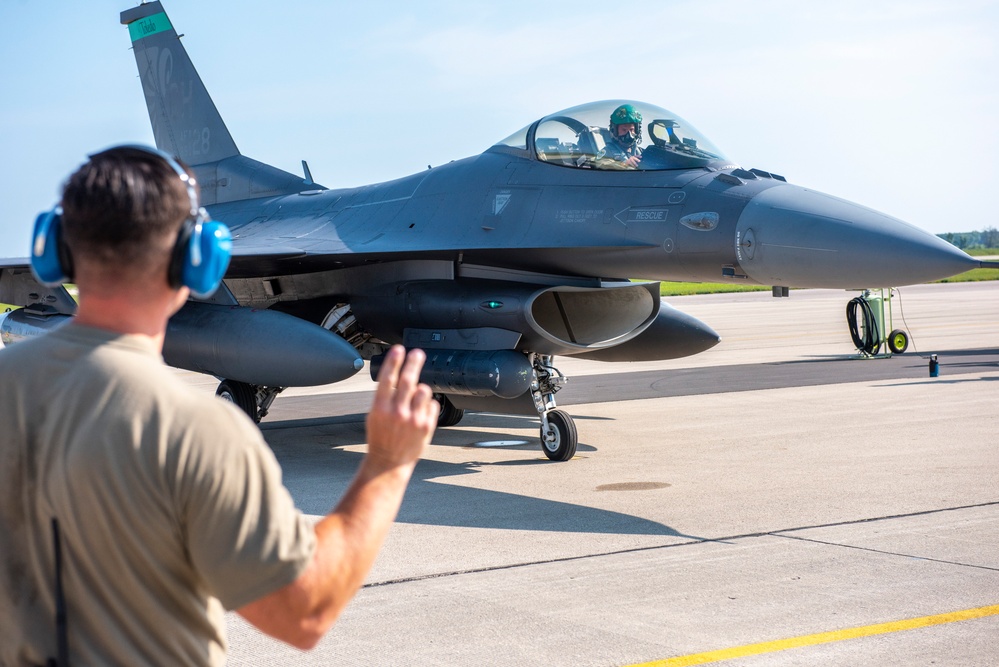 180FW Participates in Northern Lightning 23