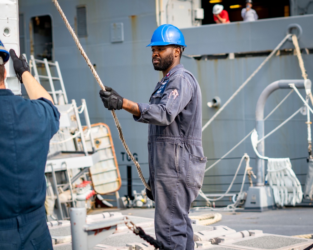 USS Porter Conducts VLS Rearm Event with USNS William Mclean