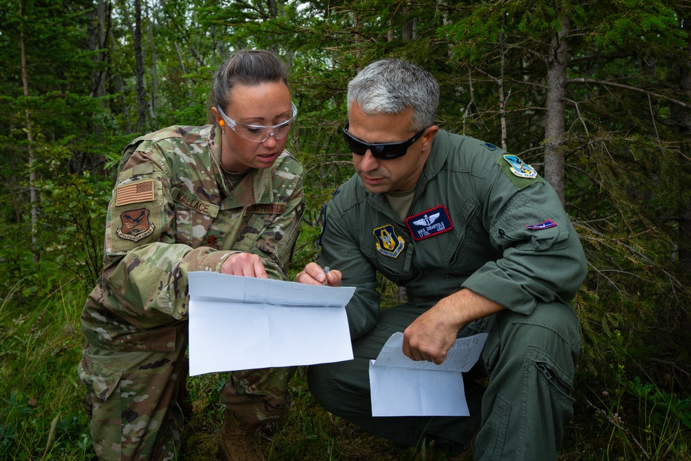 AK Army National Guard trains with Air Force Reserve 477th Fighter group, Aerospace Medicine Flight