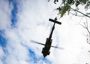 AK Army National Guard trains with Air Force Reserve 477th Fighter group, Aerospace Medicine Flight