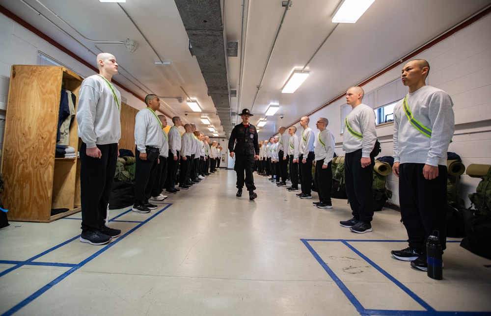 Alaska Military Youth Academy begin 22-week program