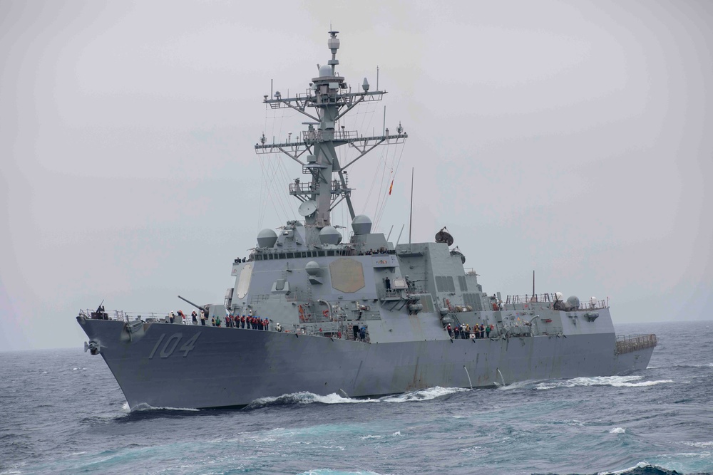 USS Sterett at Sea