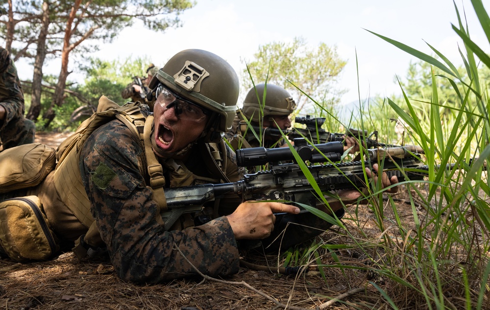 KMEP 23.3: U.S. Marines conduct platoon attacks training