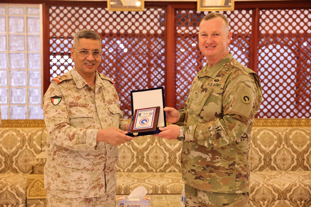 Visit to Kuwait Land Force's 94th Mechanized Brigade, August 2023