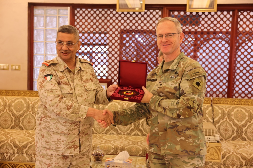 Visit to Kuwait Land Force's 94th Mechanized Brigade, August 2023