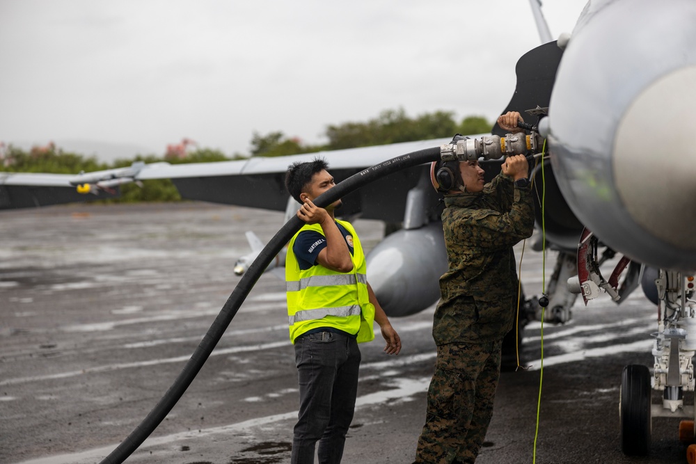MASA 23: Hornets refuel