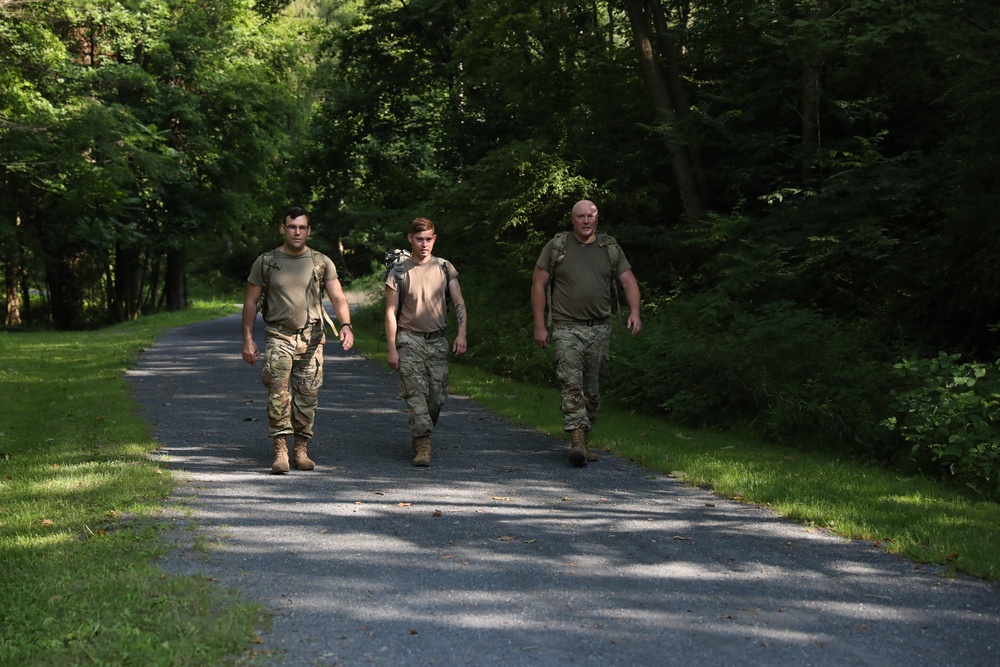 109th Mobile Public Affairs Detachment conducts 12-mile ruck march