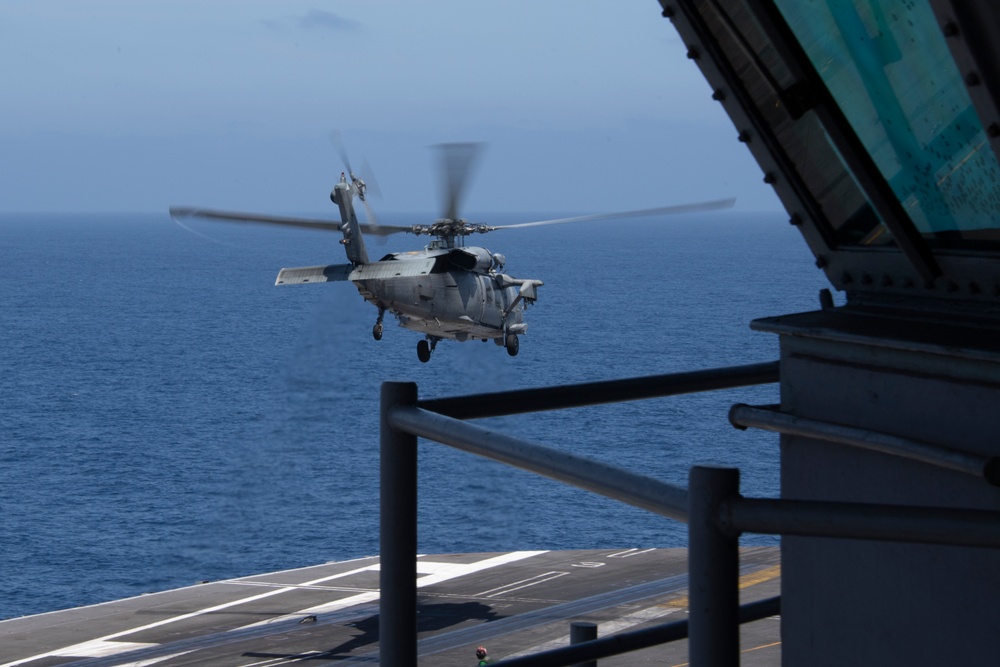 USS Carl Vinson (CVN 70) Conducts Flight Operations