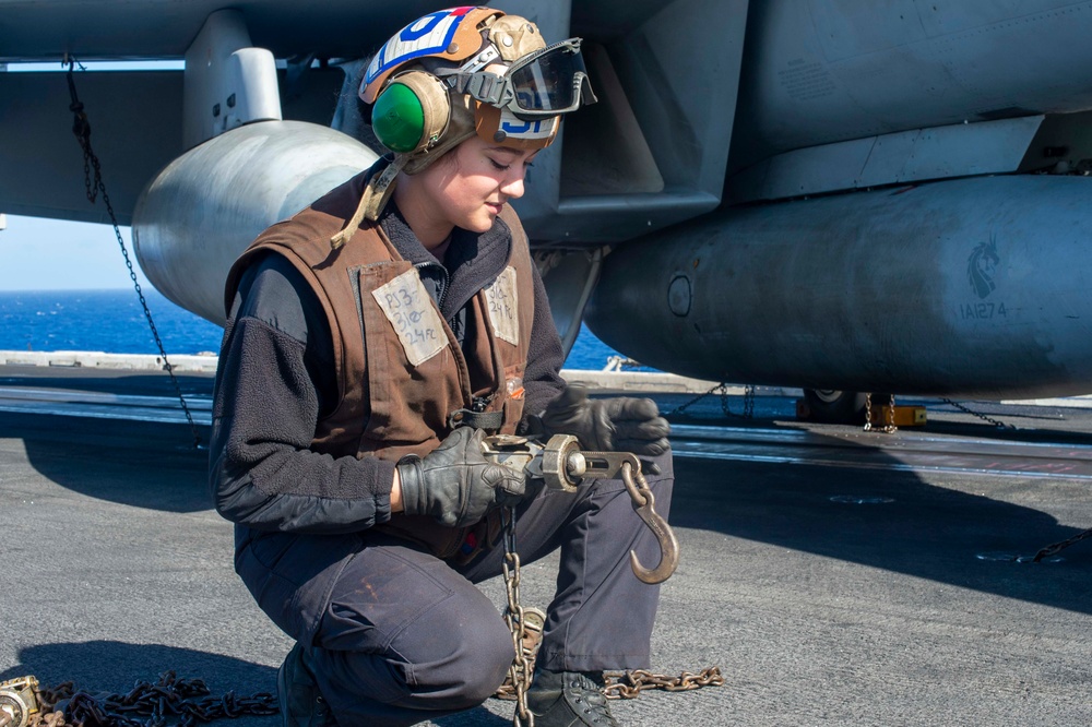 USS Carl Vinson (CVN 70) Sailor Conducts Maintenance