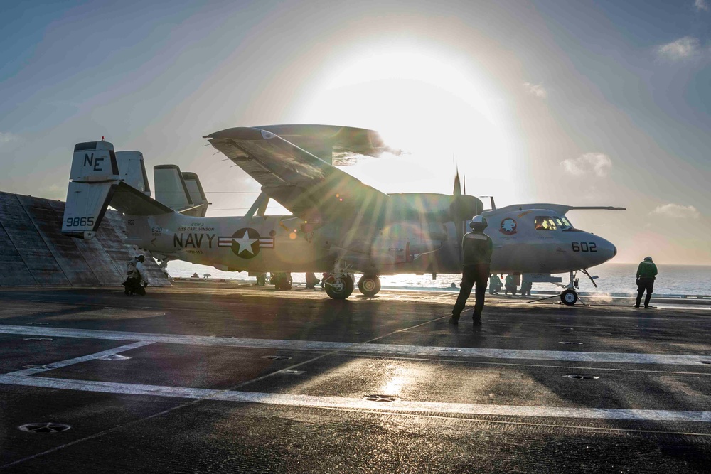 USS Carl Vinson (CVN 70) Conducts Flight Operations