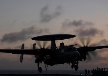 USS Carl Vinson (CVN 70) Conducts Flight Operations