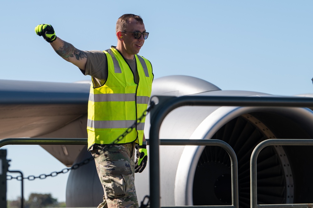 U.S. KC-135 arrives at Darwin during MG23
