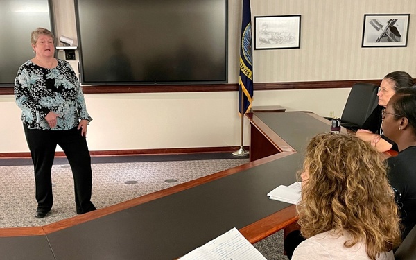 NSWCDD Dam Neck Activity Hosts Mentoring Event