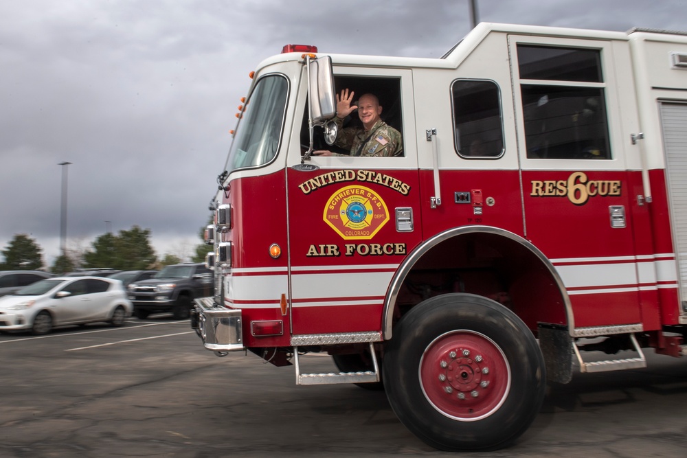 Col Hanson Visits the Schriever SFB Fire Department