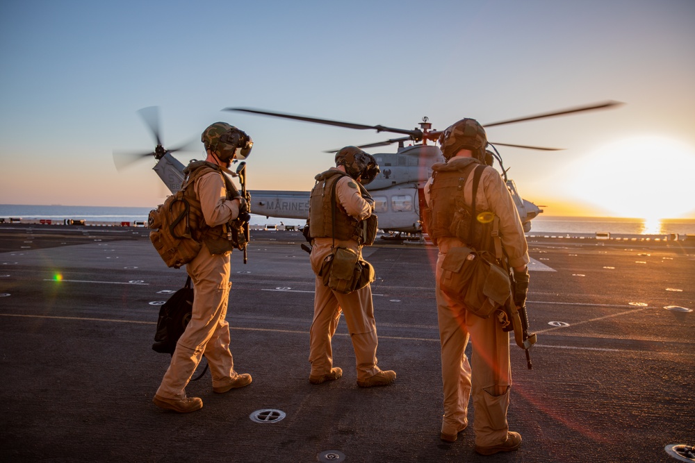 Bataan ARG and 26th MEU(SOC) Conduct Helicopter Operations