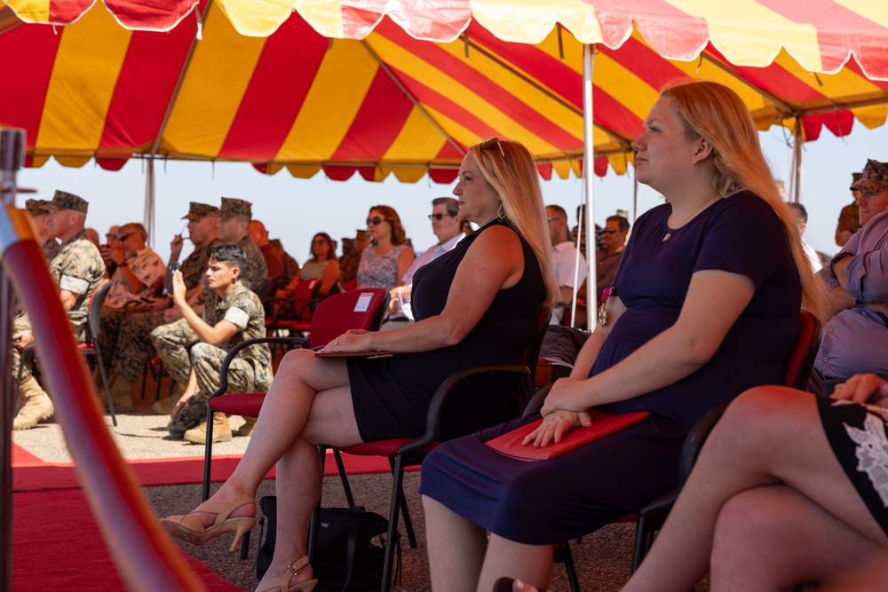 Marine Corps Installations West, MCB Camp Pendleton Deputy Commander, Col Farnum retires after 34 years of service