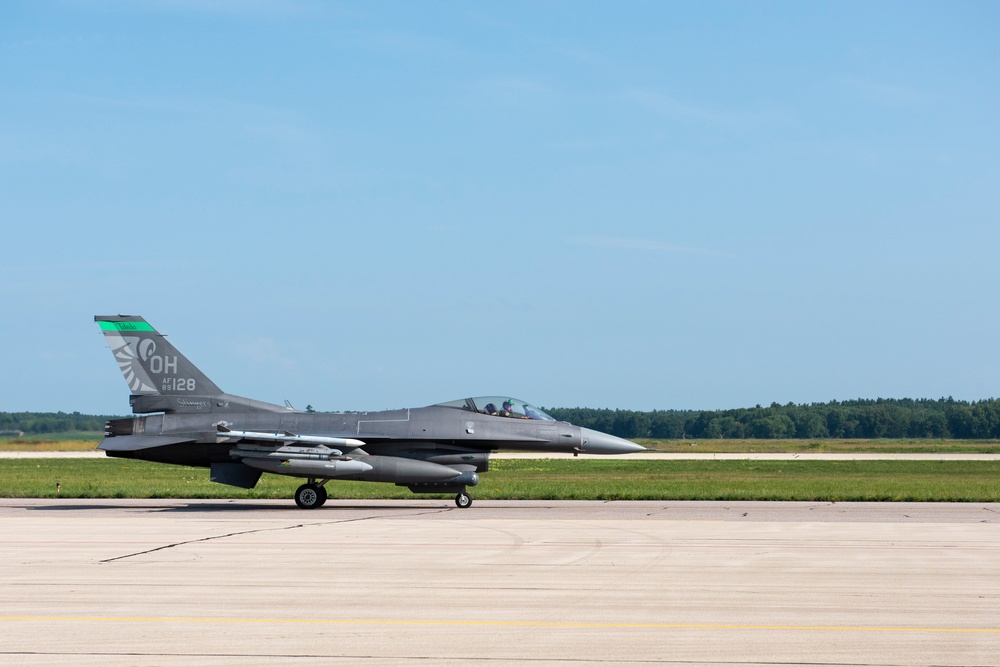 180FW Participates in Northern Lightning 23