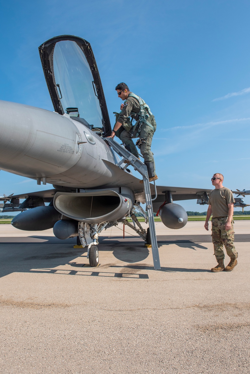 180FW Participates in Northern Lightning 23