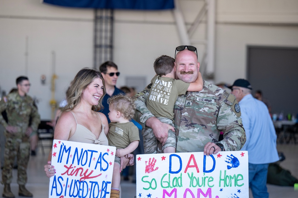 Idaho Army National Guard Soldiers Return Home