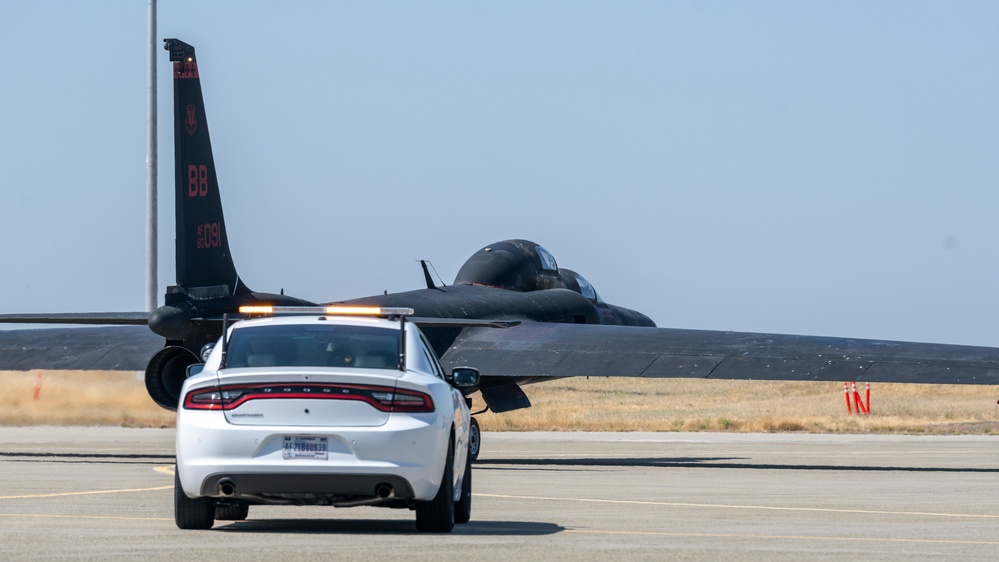 Dean Kamen visits Beale AFB