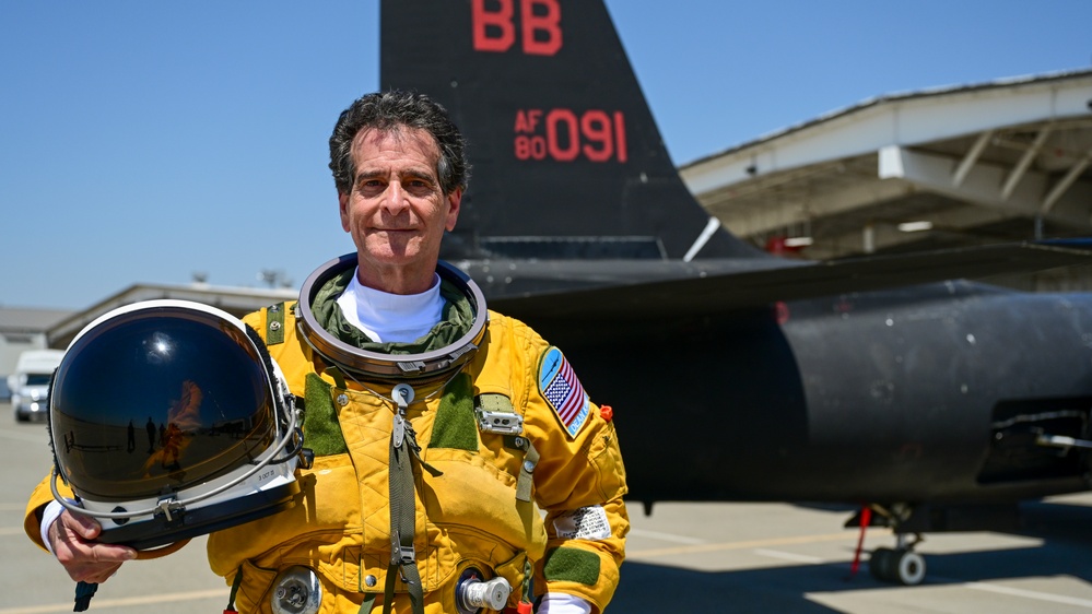 Dean Kamen visits Beale AFB