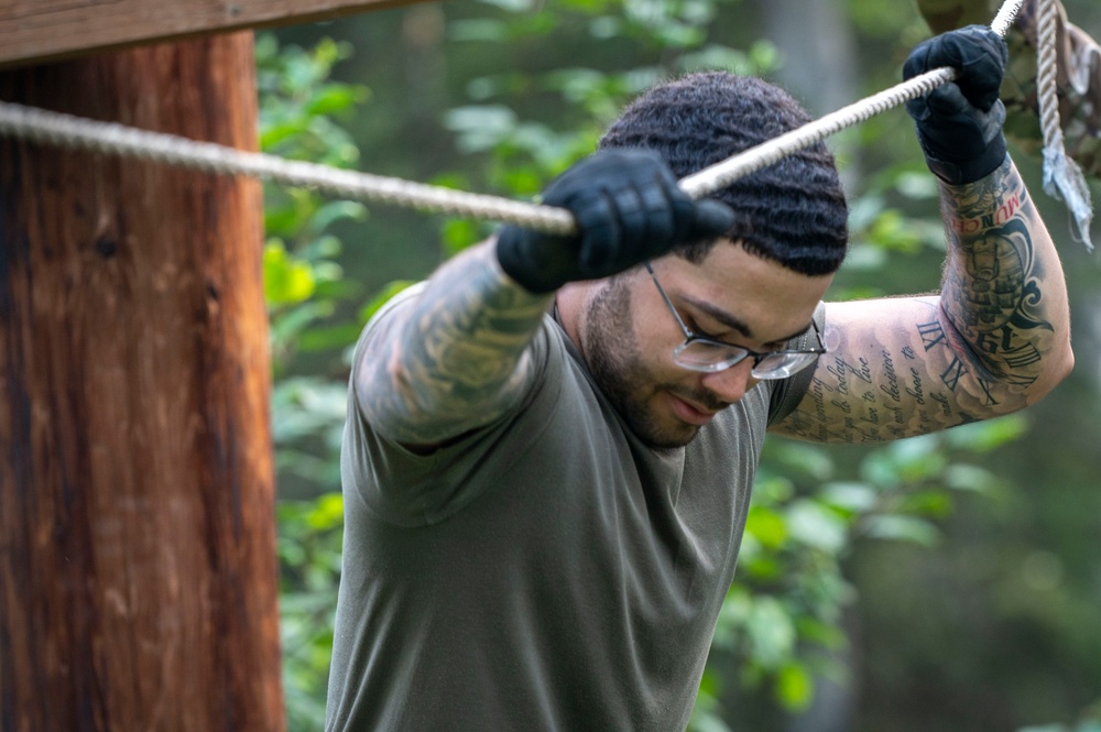 JBER Civil Engineers take on Prime BEEF obstacle course