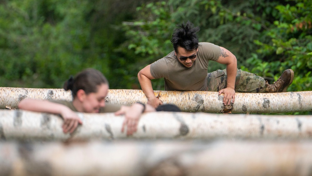 JBER Civil Engineers take on Prime BEEF obstacle course