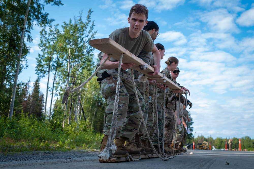 JBER Civil Engineers take on Prime BEEF obstacle course