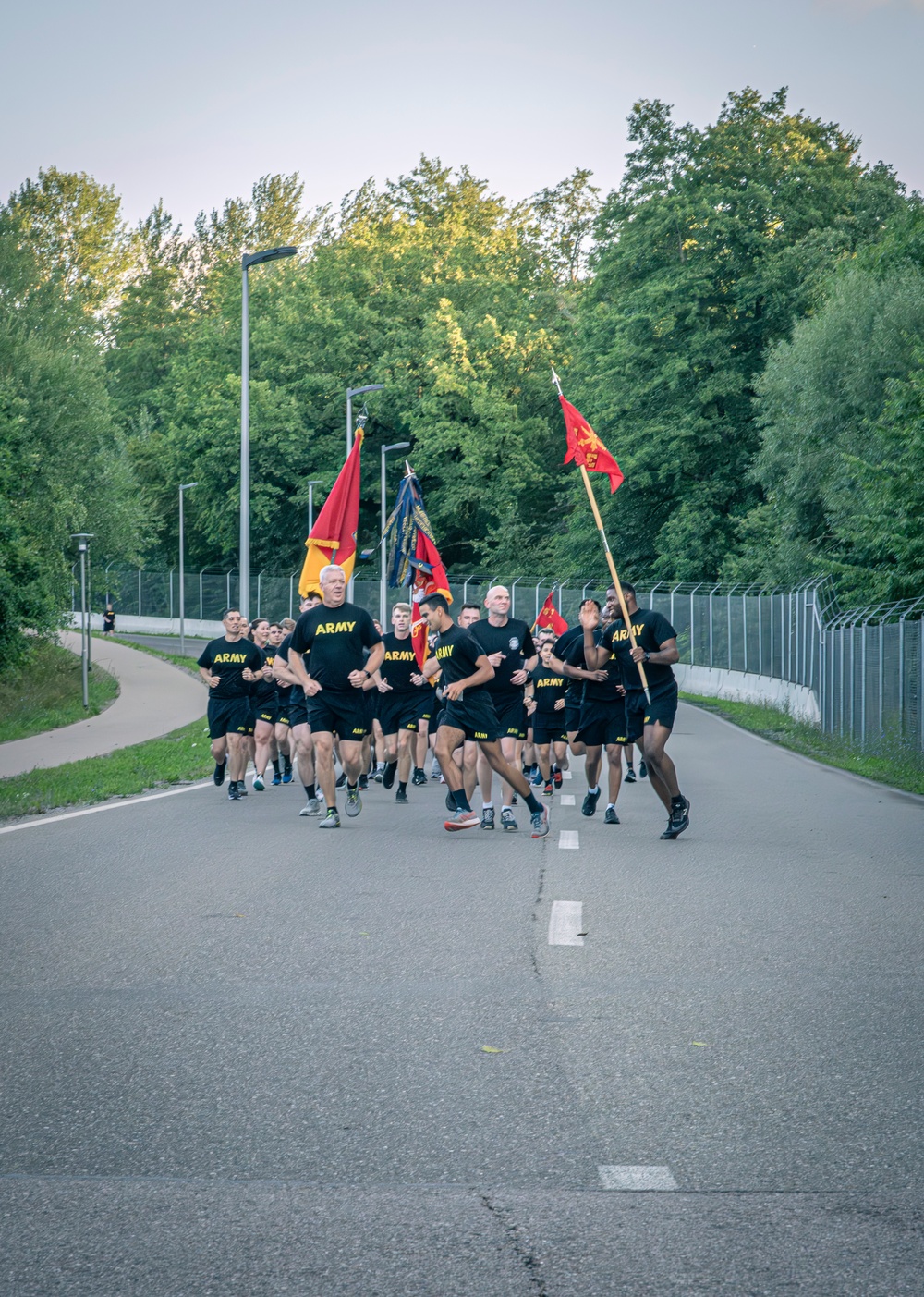 5th Battalion 4th Air Defense Artillery Regiment hosts a Battalion Run