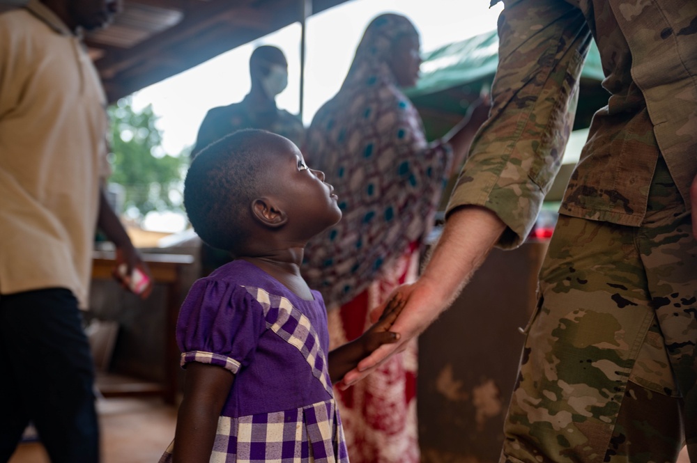 U.S. Army and Ghana Air Force conduct mass medical capabilities engagement in Ghana village