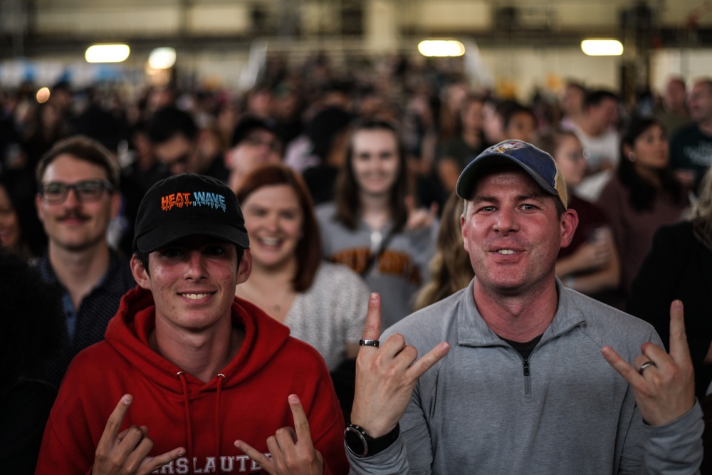 Hoobastank visits Ramstein