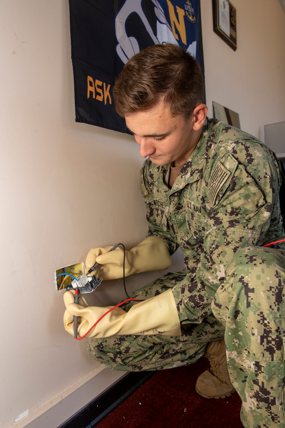 Public Works troubleshoots breakers