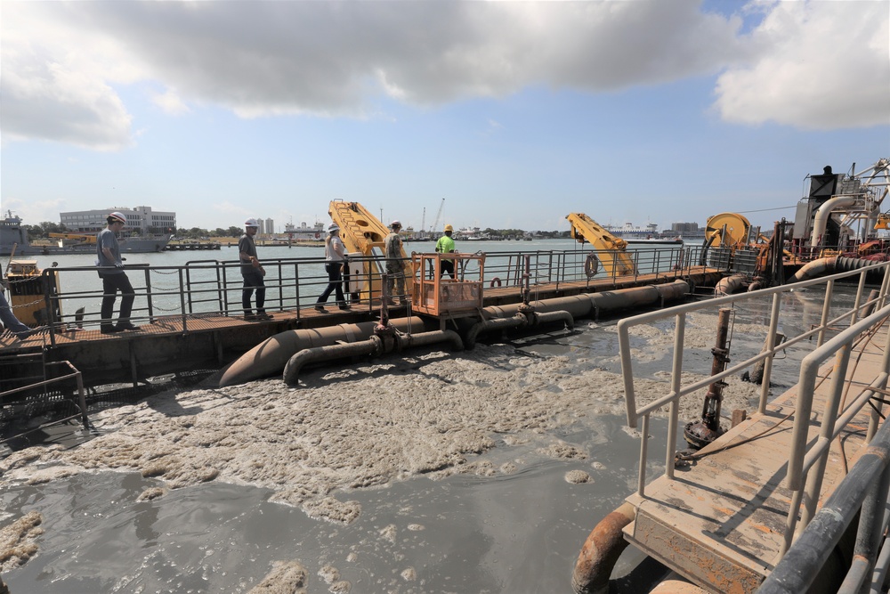 USACE tours Padre Island dredge