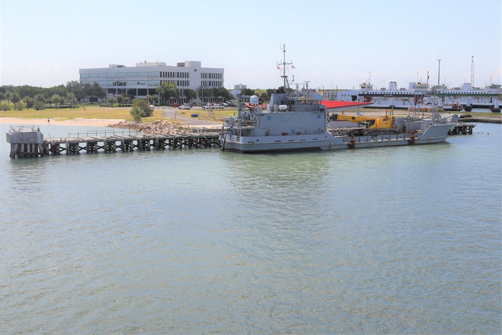 USACE tours Padre Island dredge