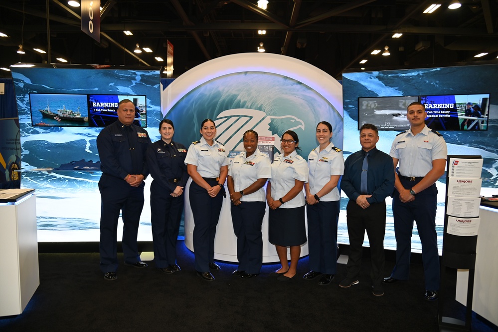 Members of the U.S. Coast Guard Workforce Recruit at the League of United Latin American Citizens National Convention