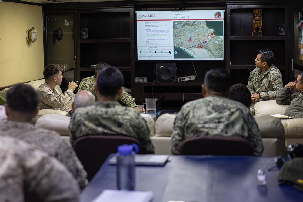 U.S. Marines, Mexican forces hold confirmation brief during exercise Phoenix/Aztec Alligator 2023