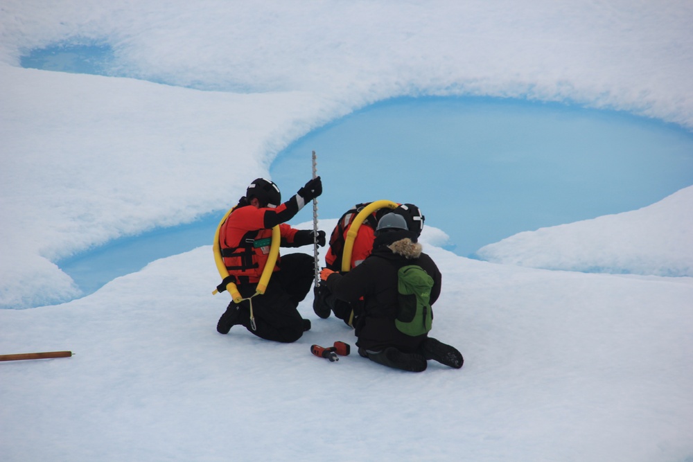 Coast Guard Cutter Healy conducts science missions in Beaufort Sea