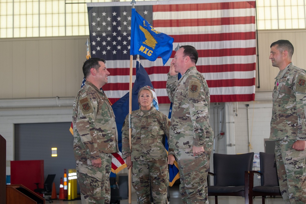 192nd MXG welcomes new commander