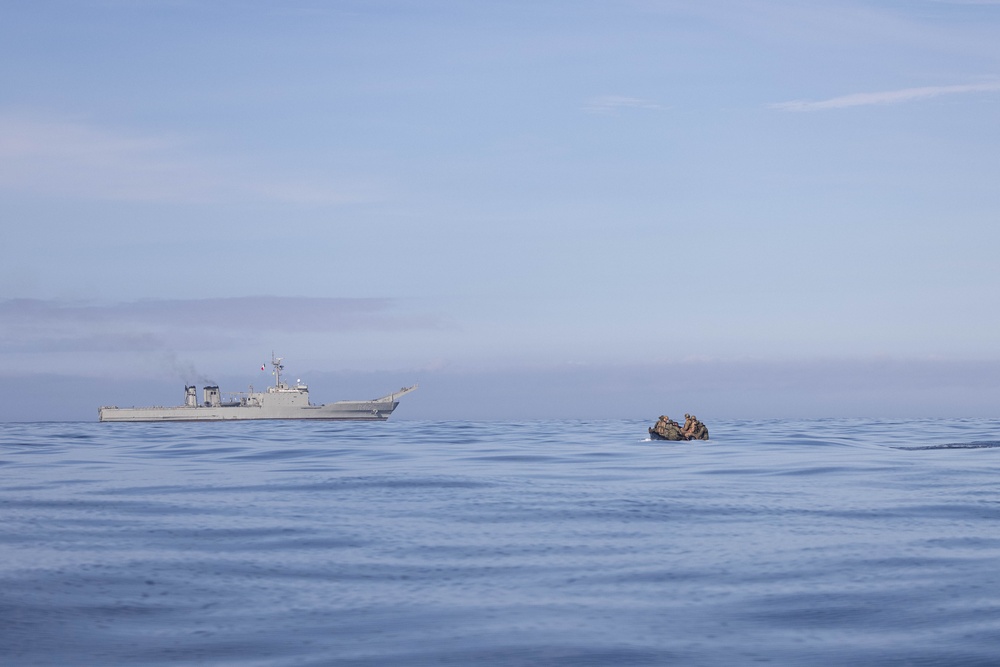 U.S. Marines, Mexican forces rehearse zodiac boat inserts during exercise Phoenix/Aztec Alligator 2023