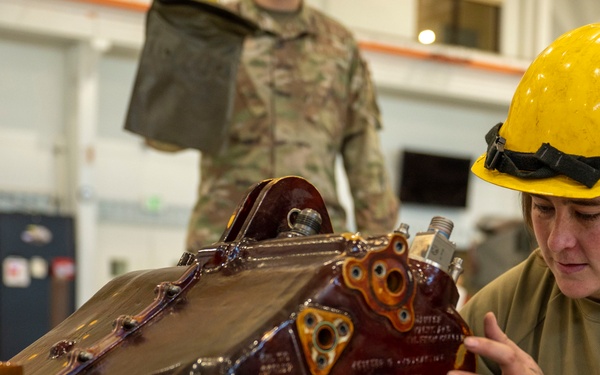 3rd MXS propulsion Airmen service F-22 Raptor engine