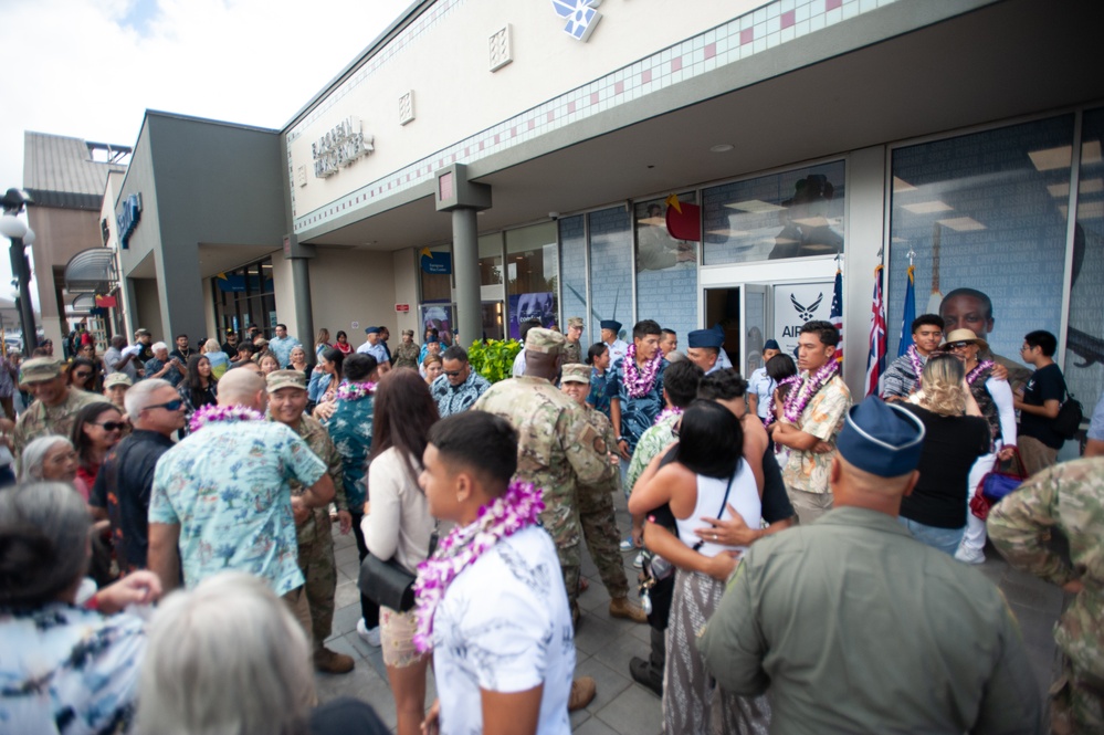 Hawaii Air National Guard opens new recruiting office in Pearl City