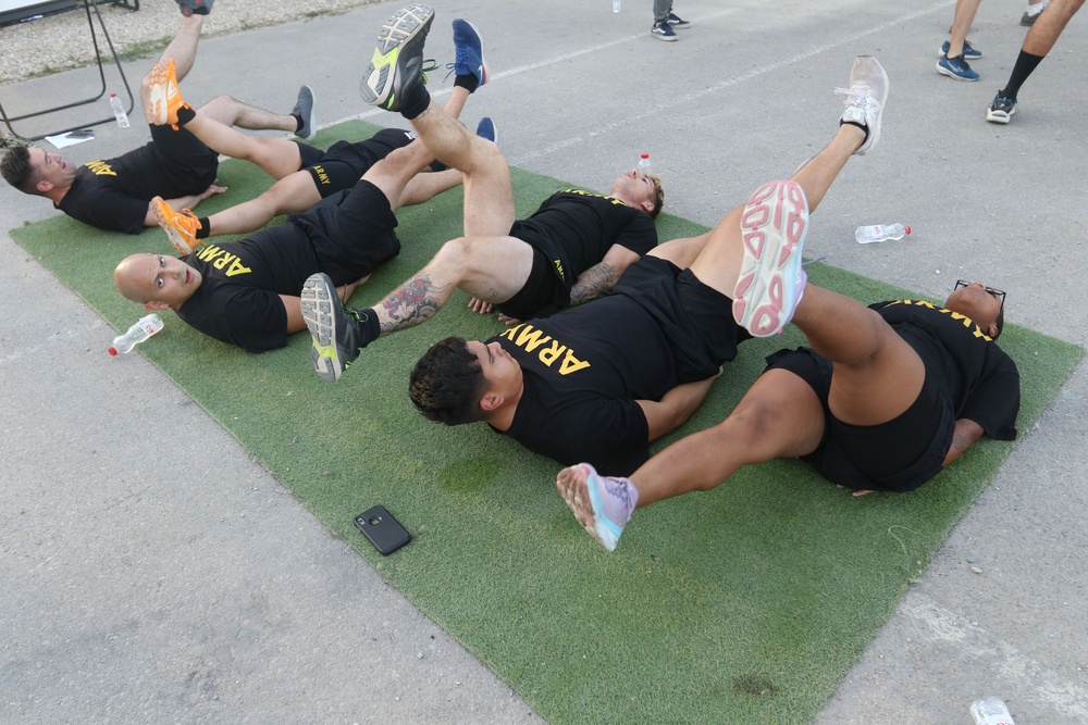 10th Mountain Division HHBN Soldiers compete for the gauntlet