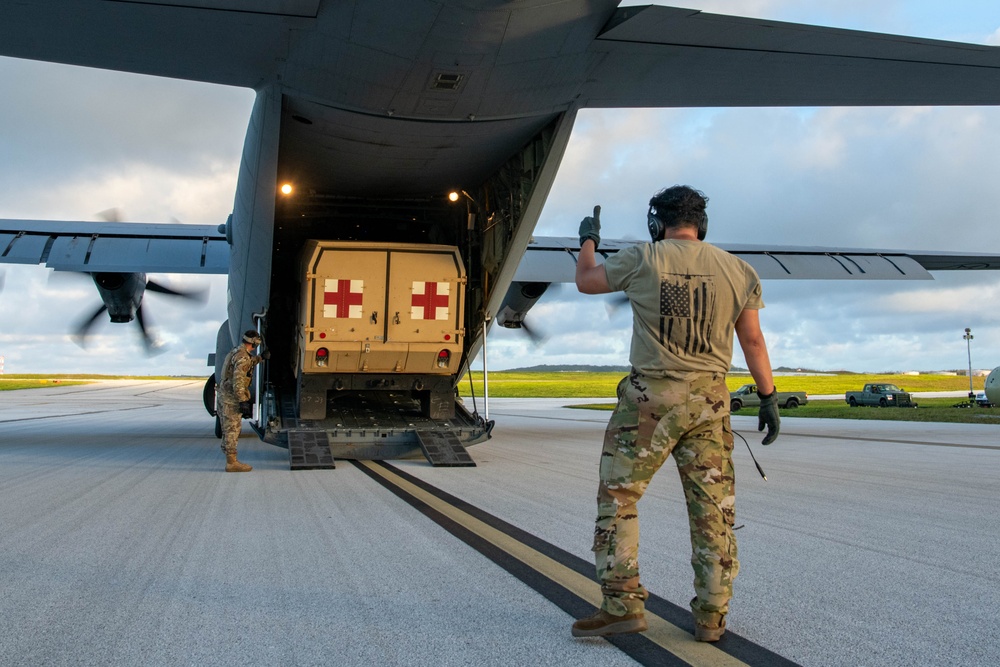 U.S. Army “Raiders” offload a C-130 during Mobility Guardian 23